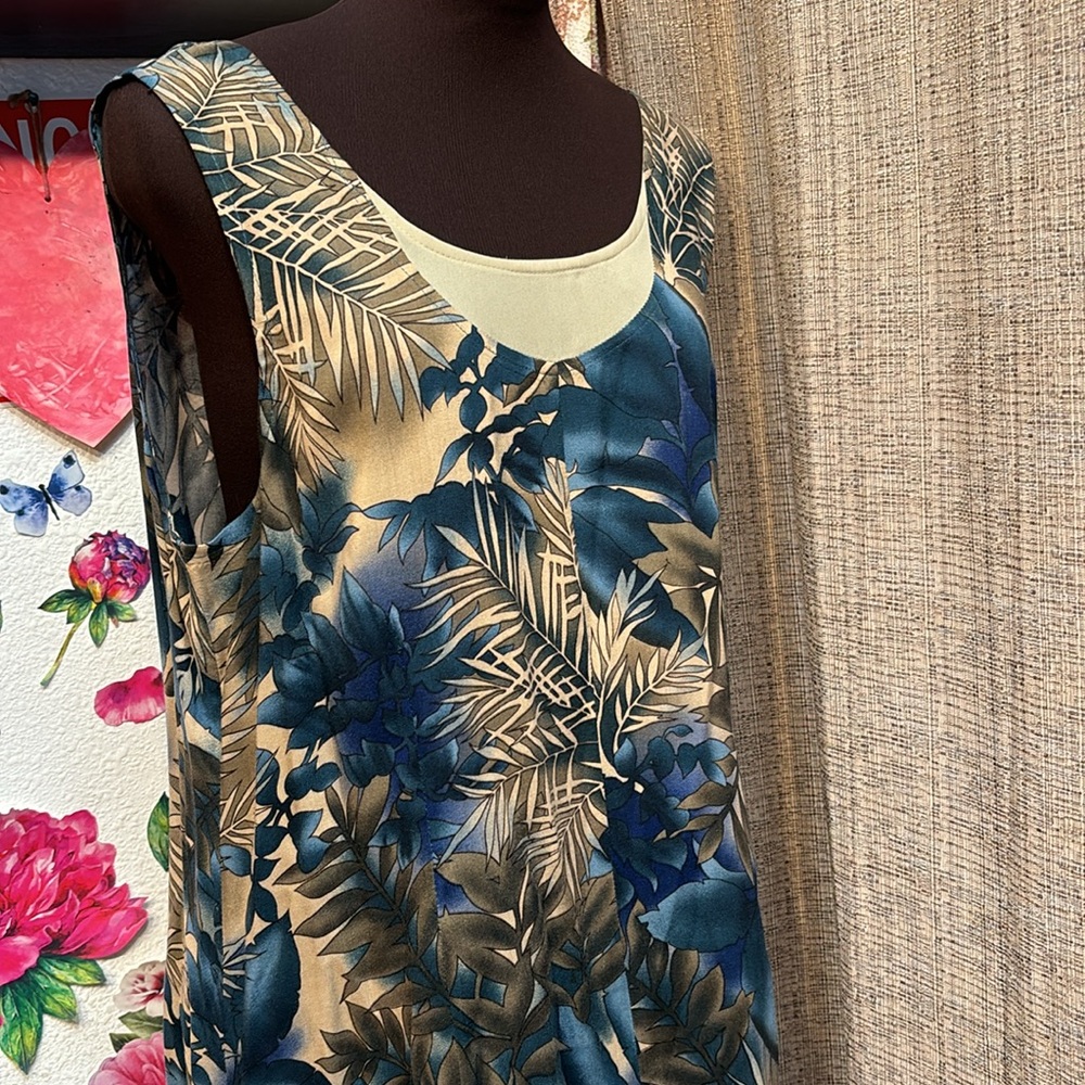 Vintage Olivia Rose, sleeveless tan/azure blue tropical forest dress. Size 16M.